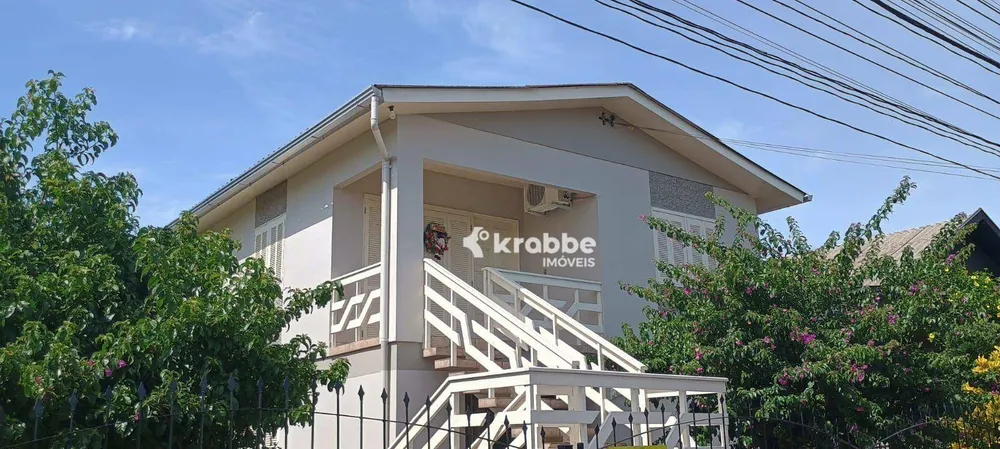 Casa, 3 quartos, 200 m² - Foto 2