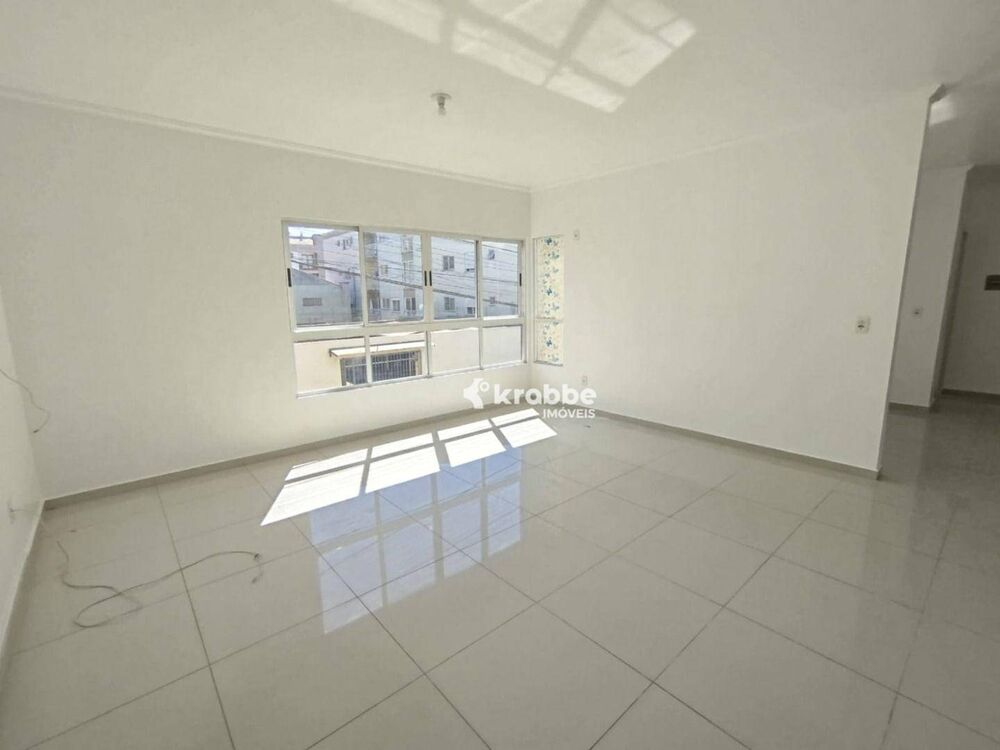 Apartamento à venda e aluguel com 2 quartos, 80m² - Foto 2