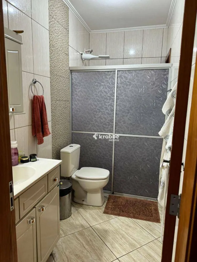 Casa, 3 quartos, 222 m² - Foto 6