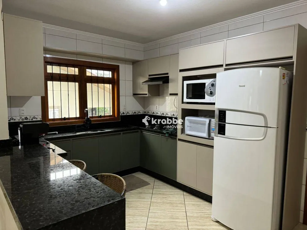 Casa, 3 quartos, 222 m² - Foto 17