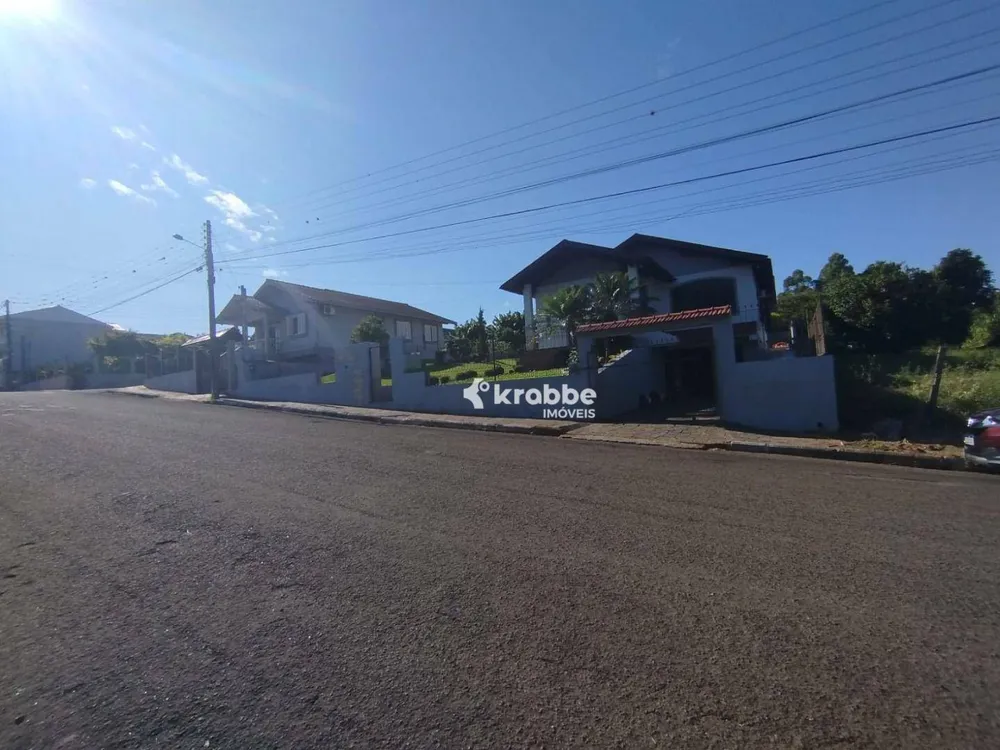 Casa, 4 quartos, 218 m² - Foto 3