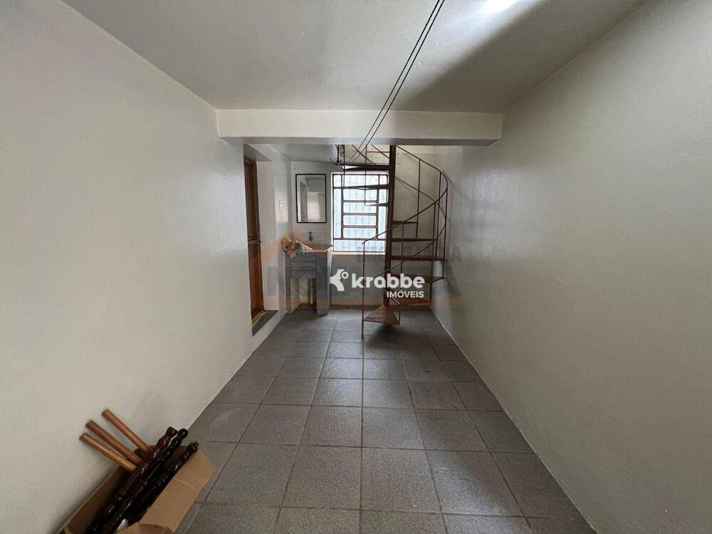 Casa, 3 quartos, 250 m² - Foto 1