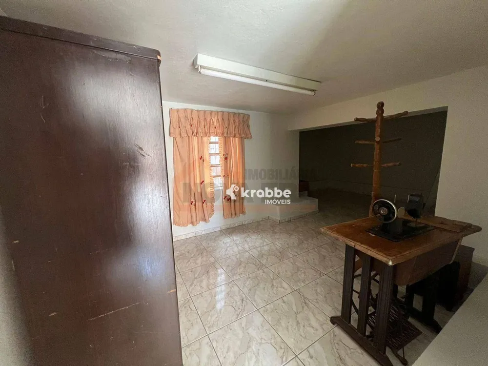 Casa, 3 quartos, 250 m² - Foto 13