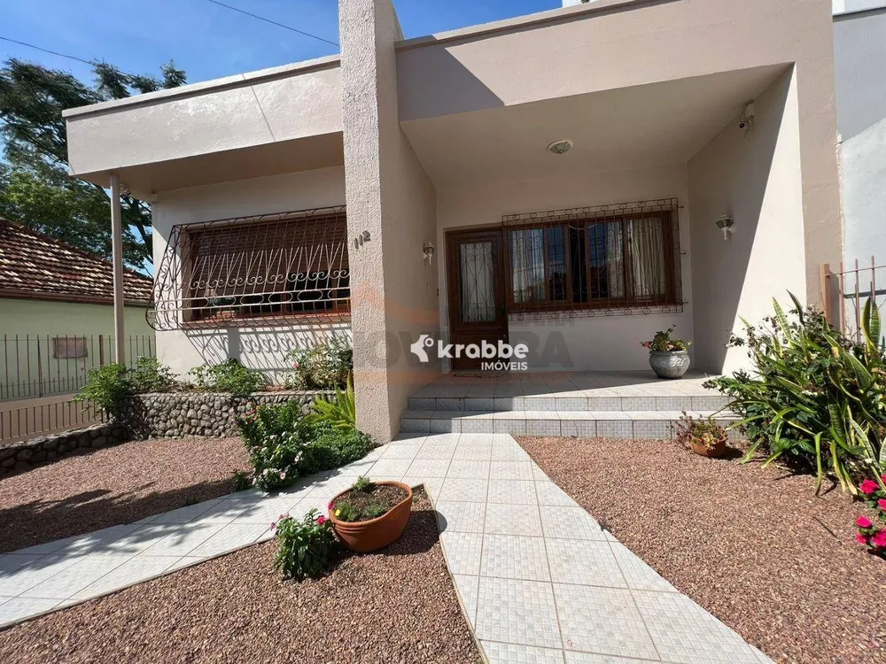 Casa, 3 quartos, 250 m² - Foto 1