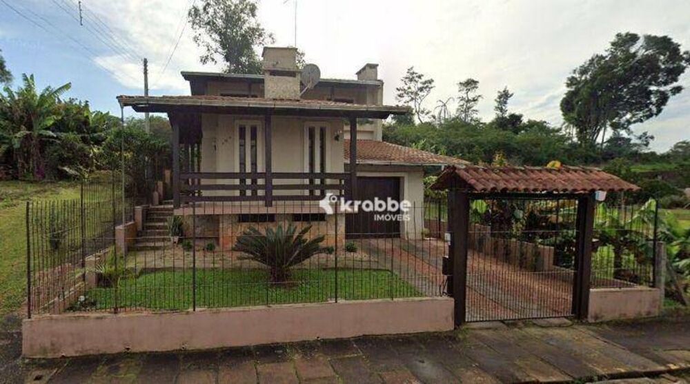 Casa à venda com 3 quartos, 171m² - Foto 1