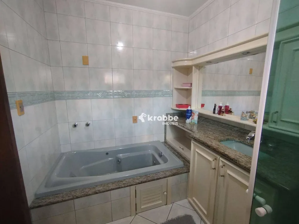 Casa, 3 quartos, 249 m² - Foto 6