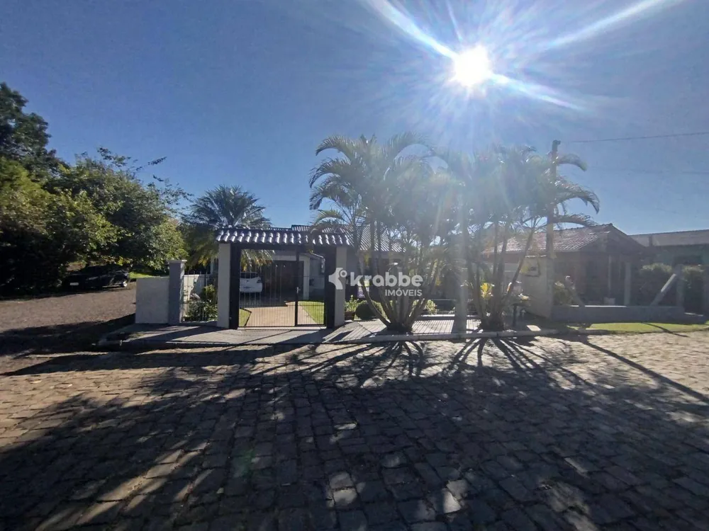 Casa, 5 quartos, 270 m² - Foto 2