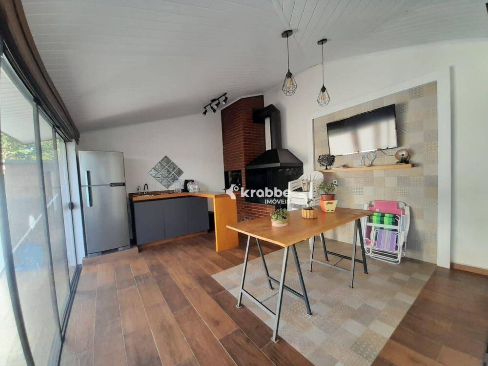 Casa, 2 quartos, 237 m² - Foto 4