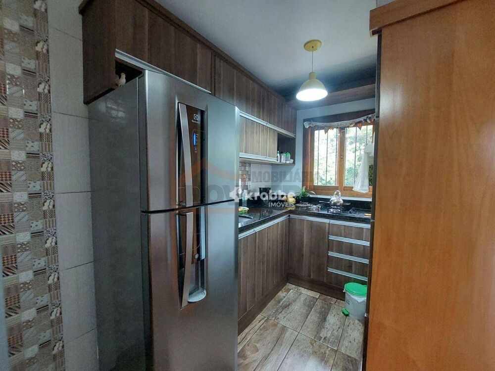 Casa à venda com 2 quartos, 120m² - Foto 4