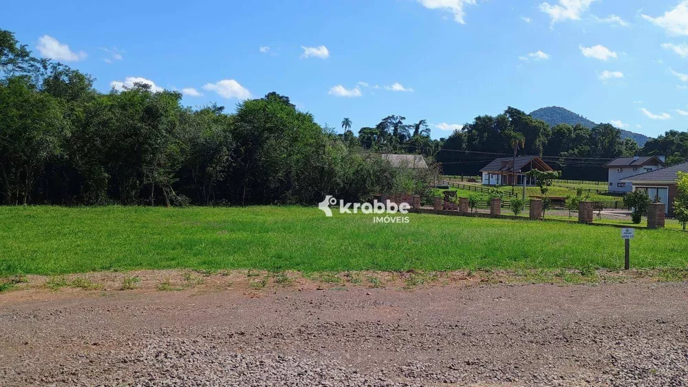 Loteamento e Condomínio, 2560 m² - Foto 1