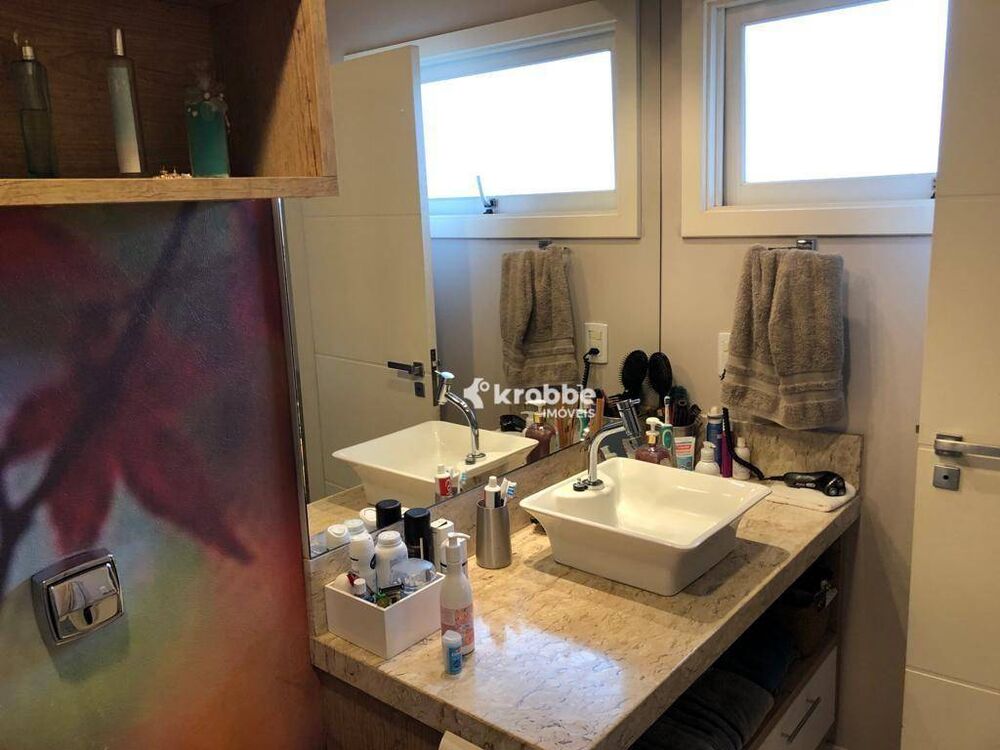 Casa, 3 quartos, 299 m² - Foto 4