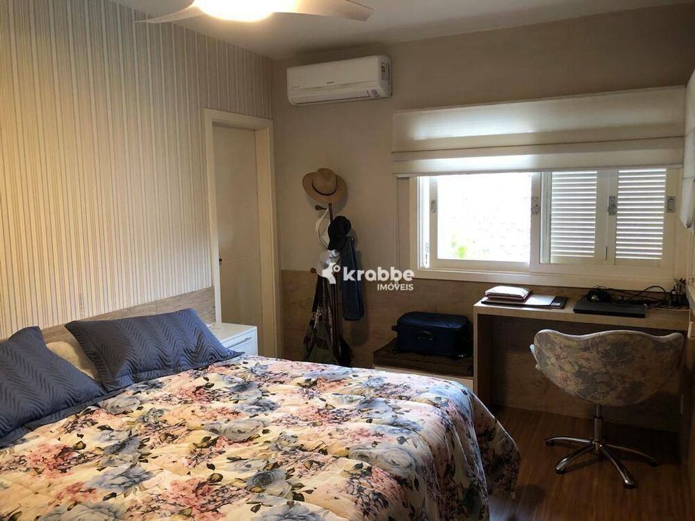 Casa, 3 quartos, 299 m² - Foto 3