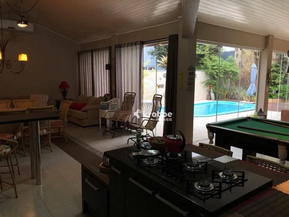Casa, 3 quartos, 299 m² - Foto 9