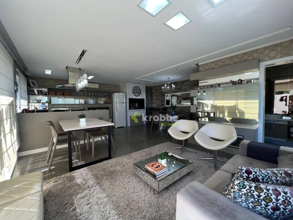 Casa, 3 quartos, 318 m² - Foto 9