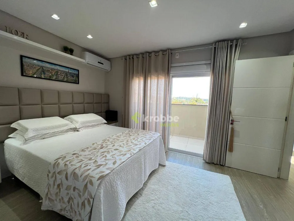 Casa, 3 quartos, 318 m² - Foto 6