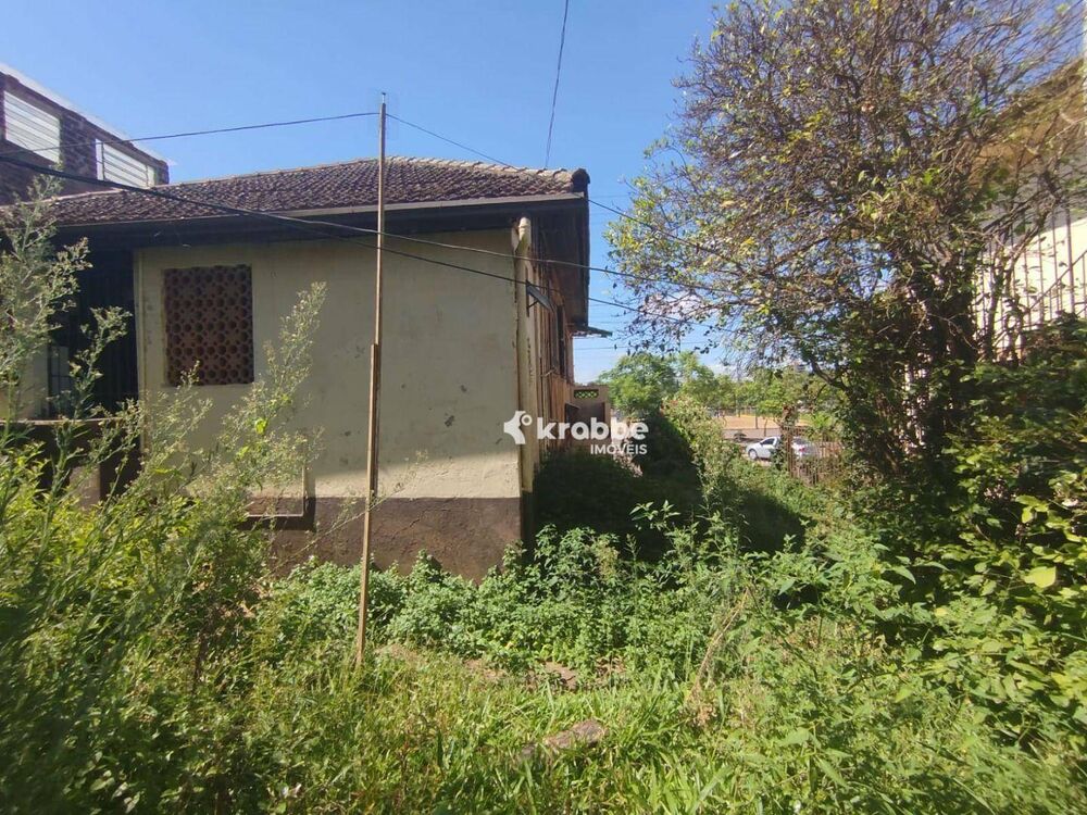 Casa, 4 quartos, 180 m² - Foto 1