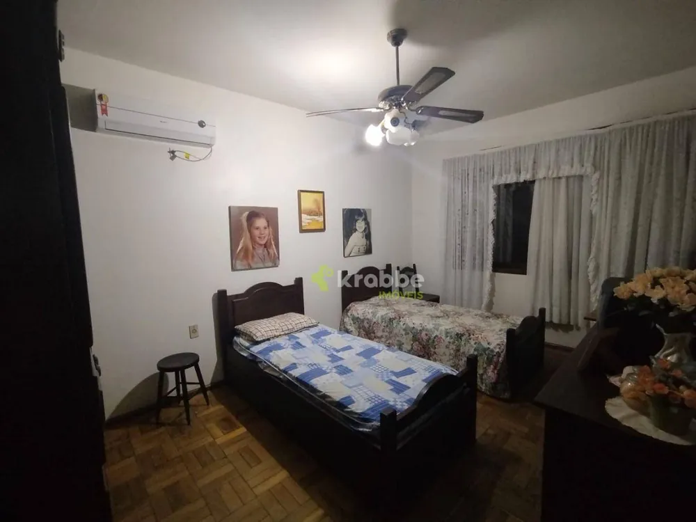 Casa, 4 quartos, 230 m² - Foto 5