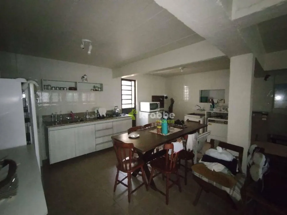 Casa, 4 quartos, 230 m² - Foto 9