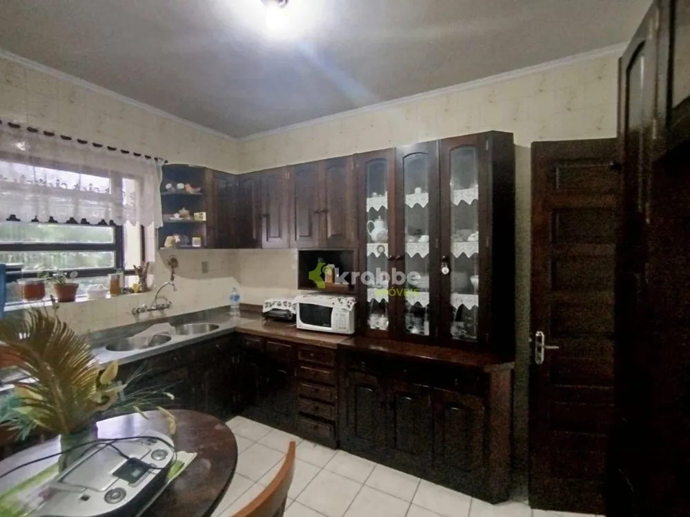 Casa, 4 quartos, 230 m² - Foto 8