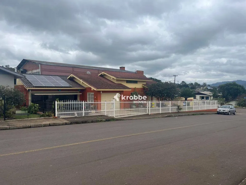 Casa, 3 quartos, 175 m² - Foto 1