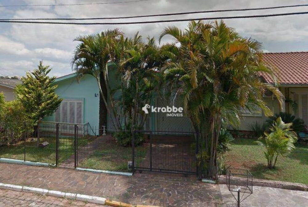 Casa, 3 quartos, 196 m² - Foto 1