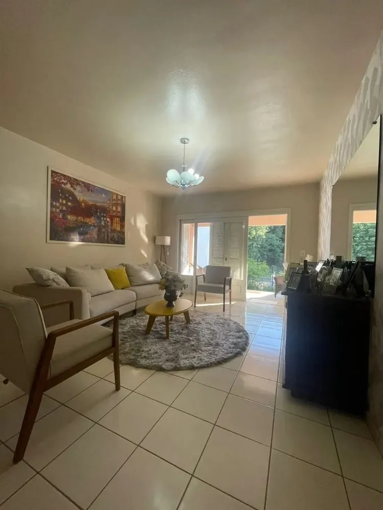 Casa, 4 quartos, 234 m² - Foto 1