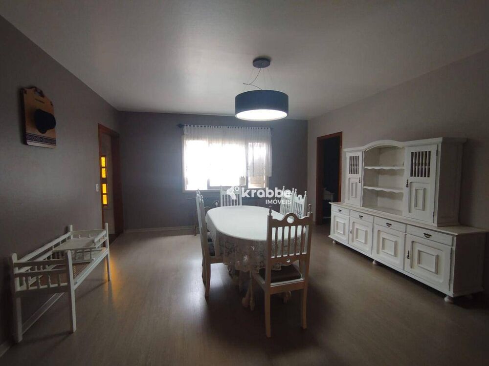 Casa, 4 quartos, 253 m² - Foto 3