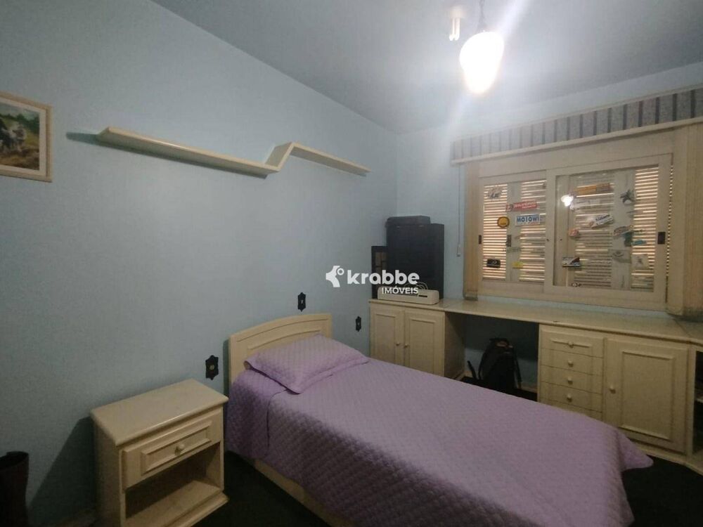 Casa, 4 quartos, 253 m² - Foto 4