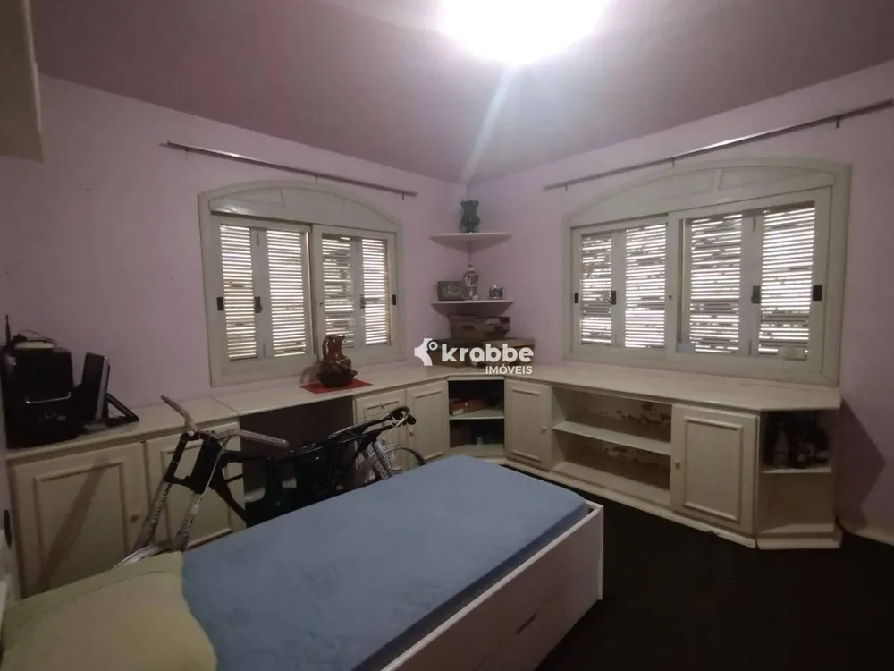 Casa, 4 quartos, 253 m² - Foto 9