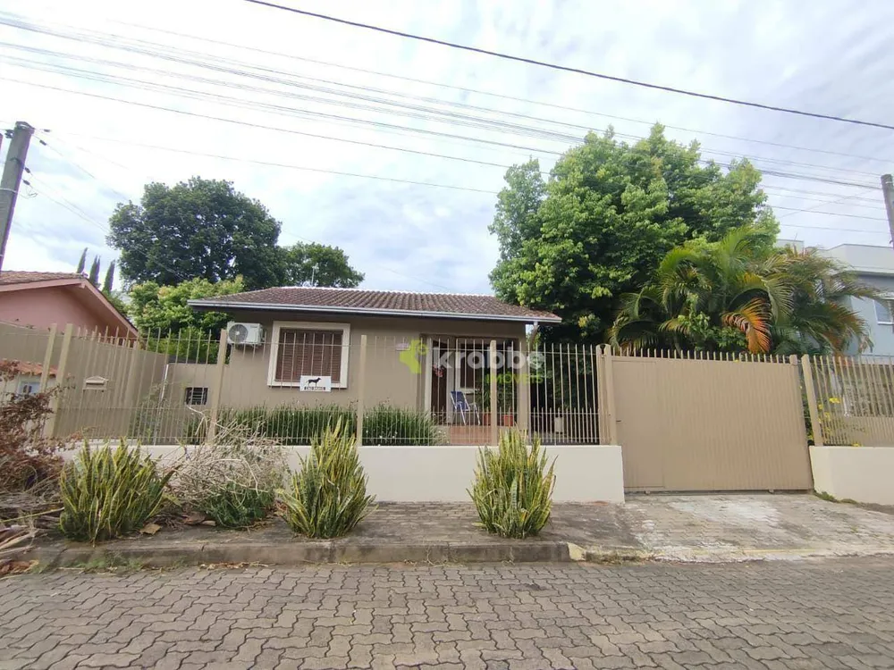 Casa, 2 quartos, 57 m² - Foto 1