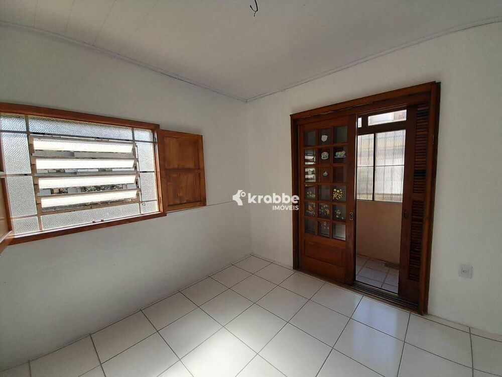 Casa para alugar com 3 quartos, 189m² - Foto 2