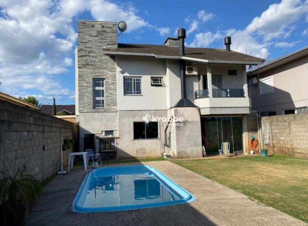 Casa, 2 quartos, 180 m² - Foto 1