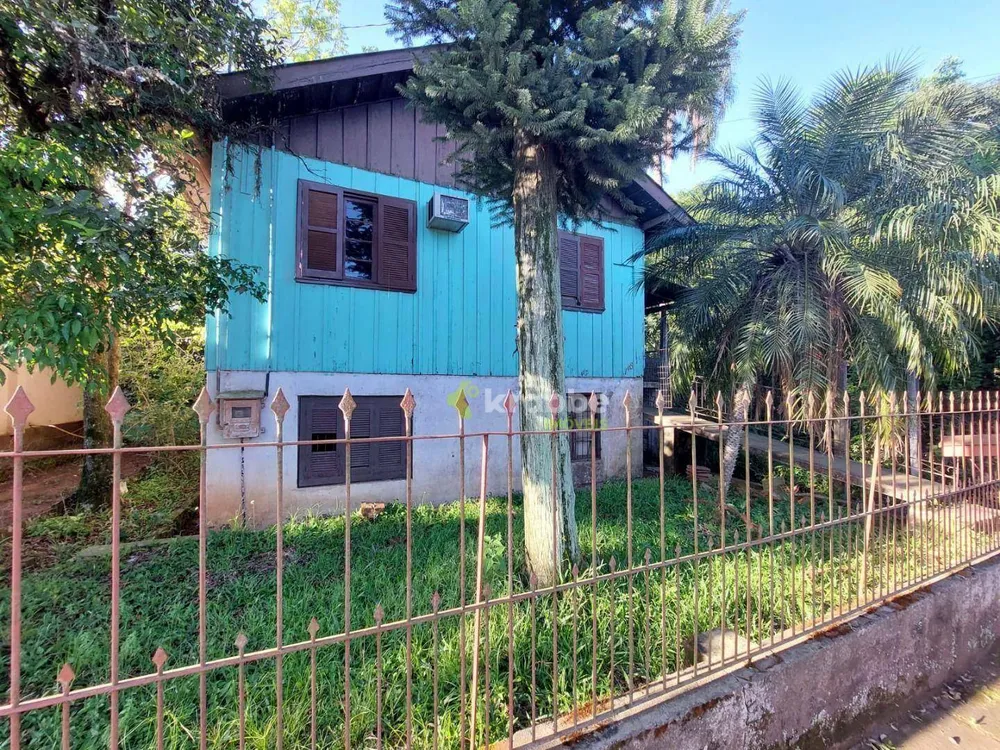 Casa, 4 quartos, 168 m² - Foto 1