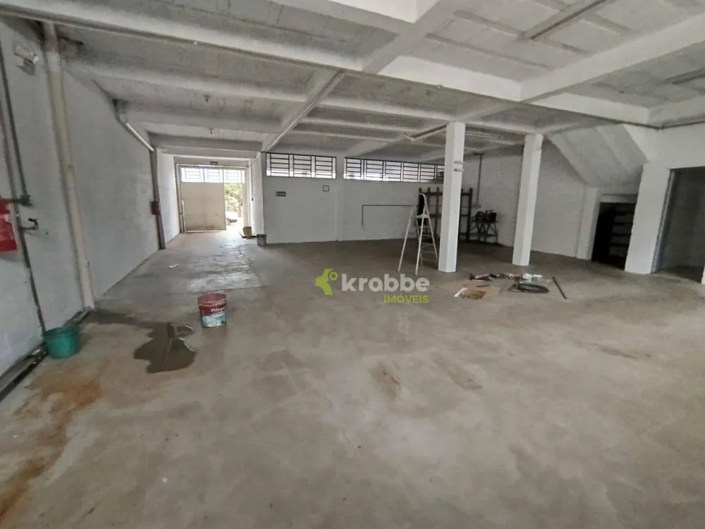 Depósito-Galpão, 195 m² - Foto 1