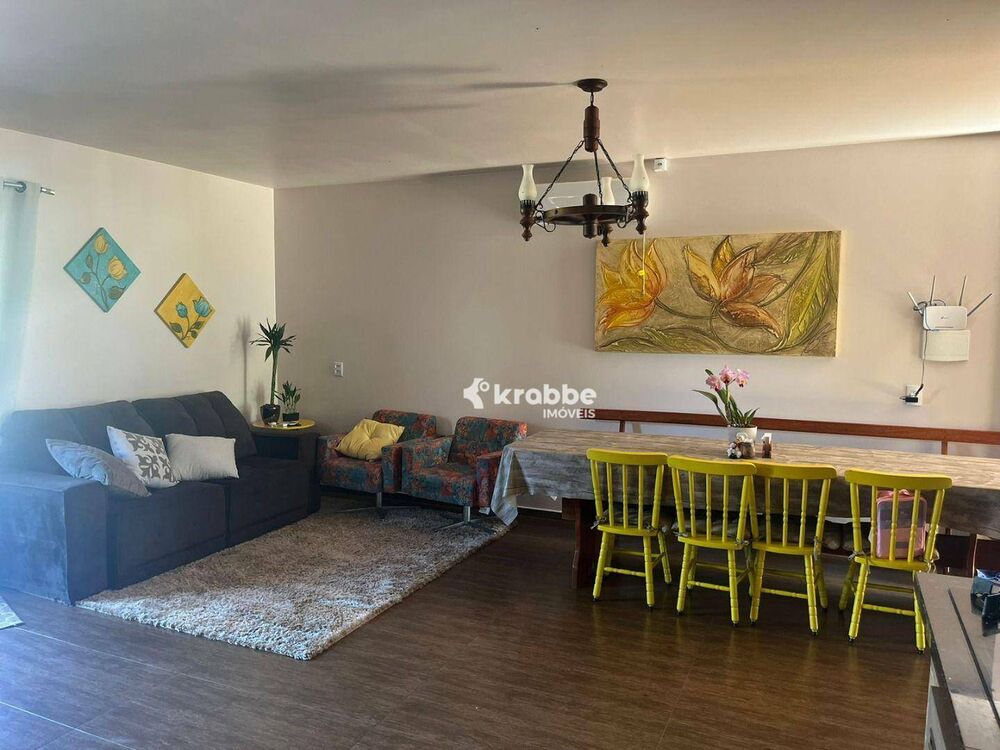 Casa, 4 quartos, 239 m² - Foto 2