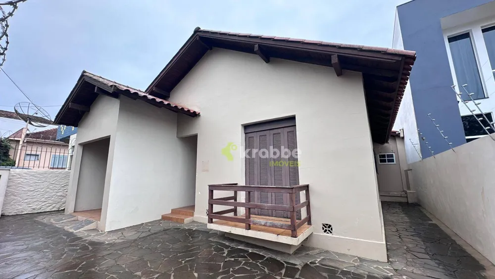 Casa, 3 quartos, 200 m² - Foto 1