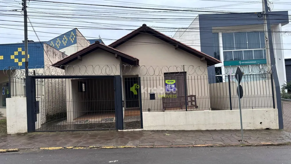 Casa, 3 quartos, 200 m² - Foto 1