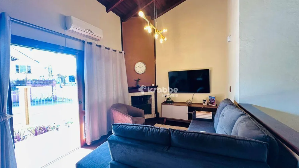 Casa, 3 quartos, 252 m² - Foto 5