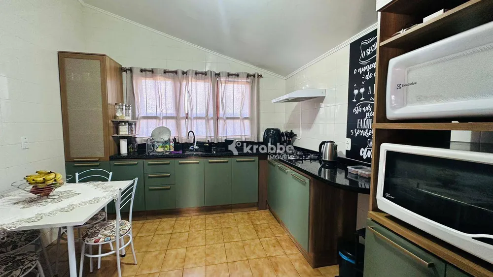 Casa, 3 quartos, 252 m² - Foto 7