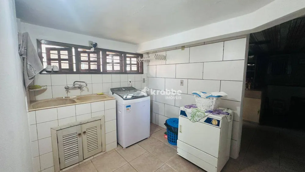 Casa, 3 quartos, 252 m² - Foto 8