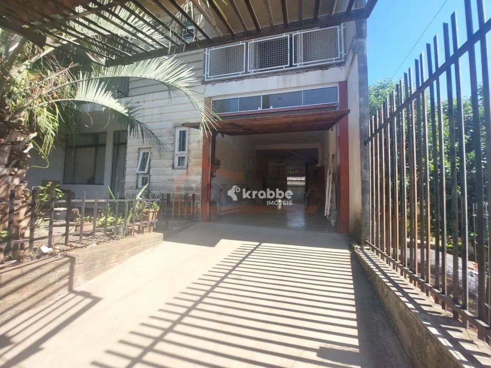 Casa, 3 quartos, 290 m² - Foto 2