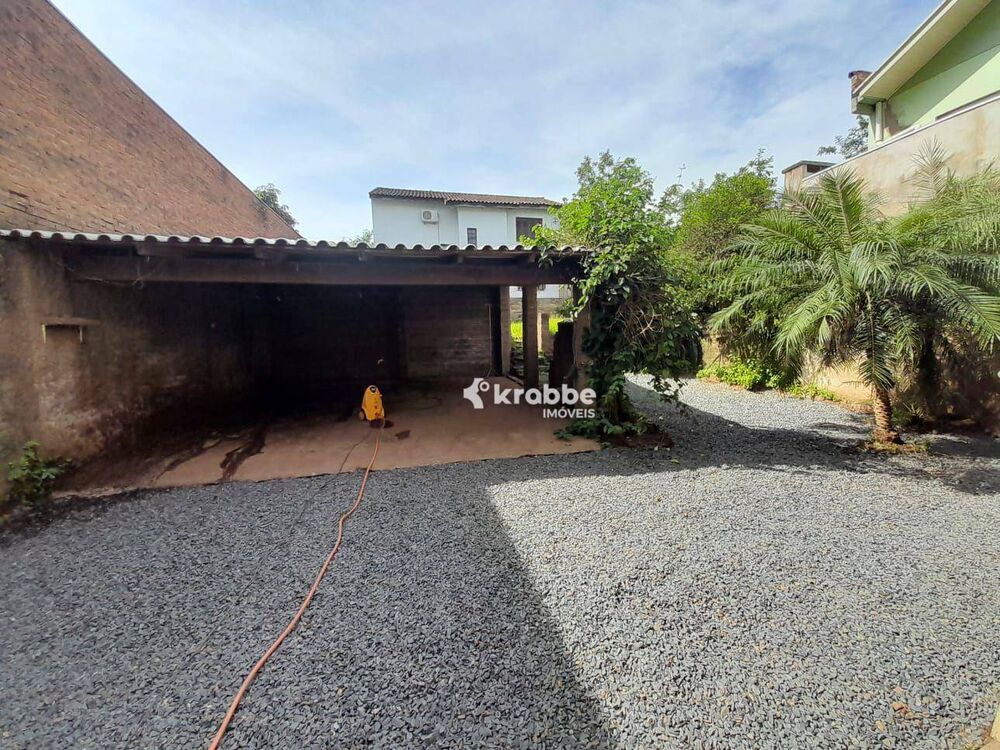Casa à venda e aluguel com 3 quartos, 180m² - Foto 4