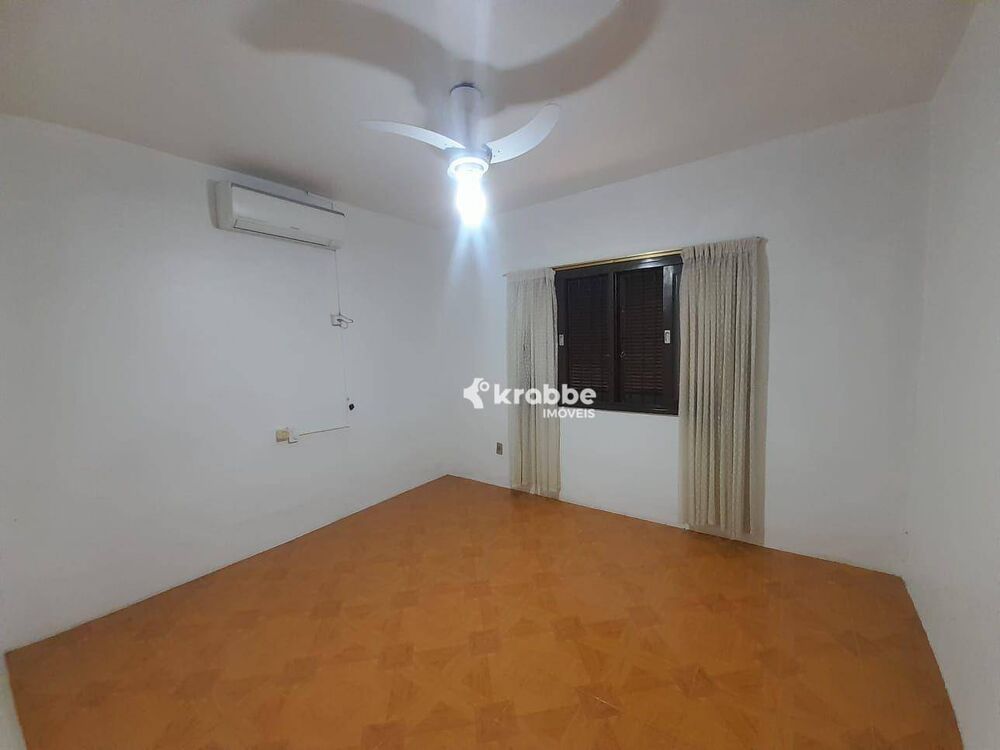 Casa, 3 quartos, 130 m² - Foto 1