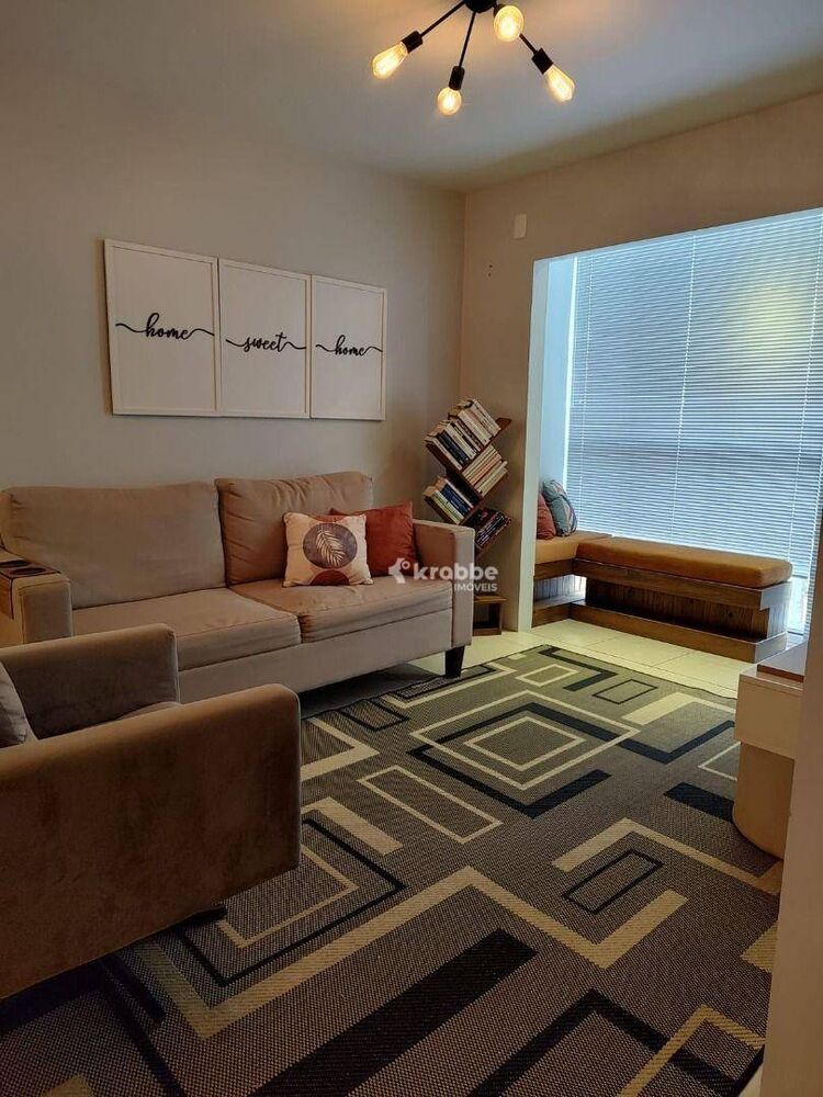 Apartamento à venda com 2 quartos, 67m² - Foto 2