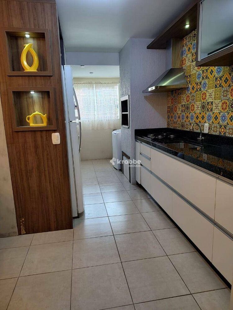 Apartamento à venda com 2 quartos, 67m² - Foto 7