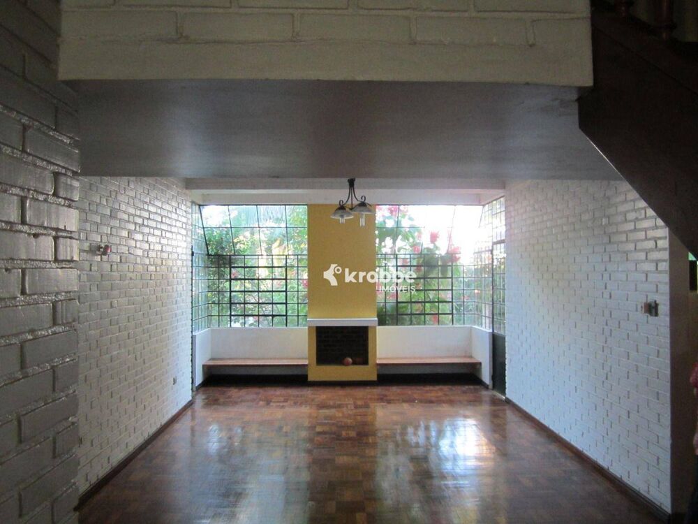 Casa, 5 quartos, 461 m² - Foto 1