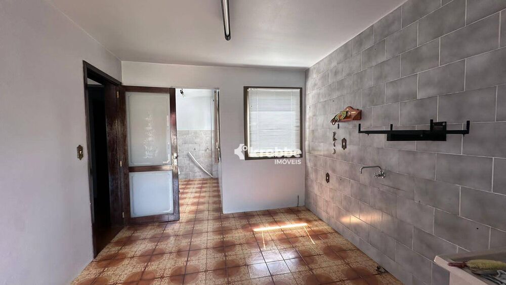 Apartamento para alugar com 3 quartos, 115m² - Foto 3