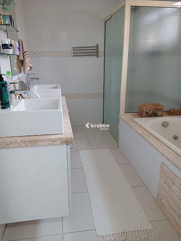 Casa, 3 quartos, 234 m² - Foto 8