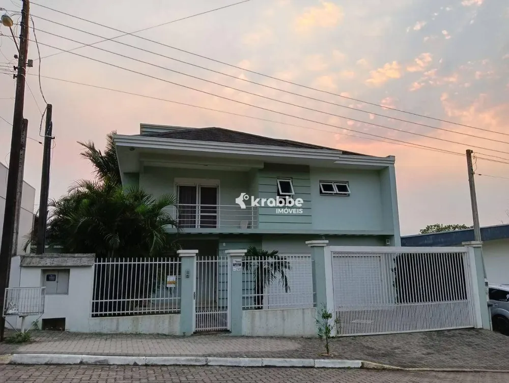 Casa, 3 quartos, 234 m² - Foto 6