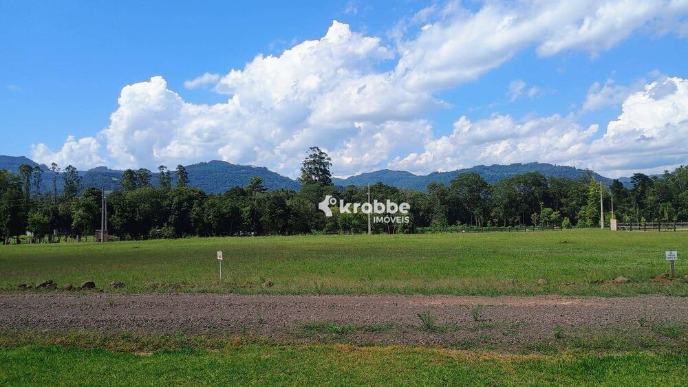 Loteamento e Condomínio, 4501 m² - Foto 1